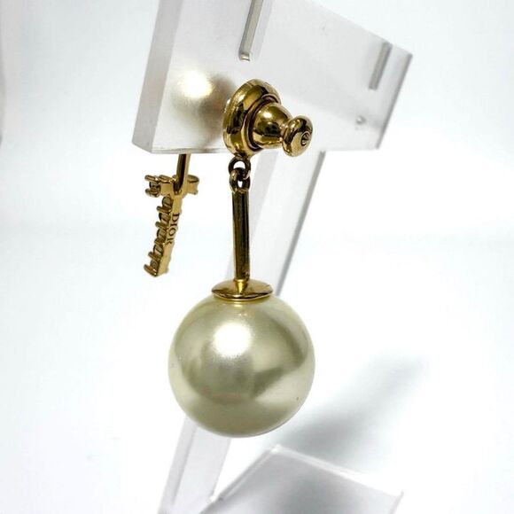 Pre Loved dior Women Gold Earrings - Picture 5 of 8